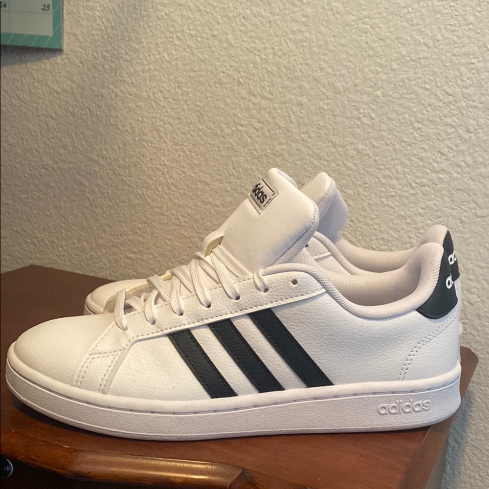 Adidas Classic White Shoes with Black Accents